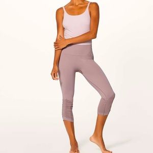 Lululemon cropped leggings